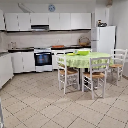 Casa Scheledd Tatil Evi *